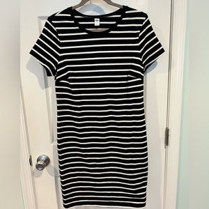 Old Navy Black & White Dress